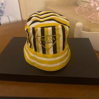 Cappello da pescatore Prada