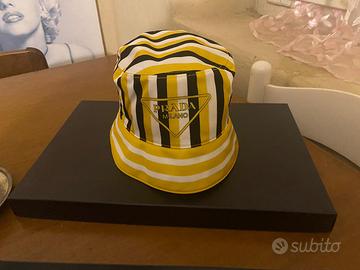 Cappello da pescatore Prada