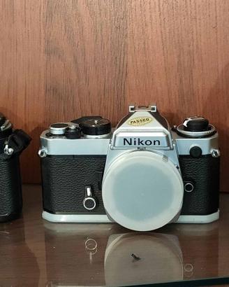 NIKON F3 Reflex + NIKON FE Reflex