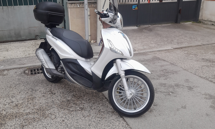 Piaggio beverly 300 led