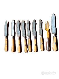 antichità: posate in ferro e osso secolo XIX