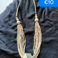 Collana lunga con pendente