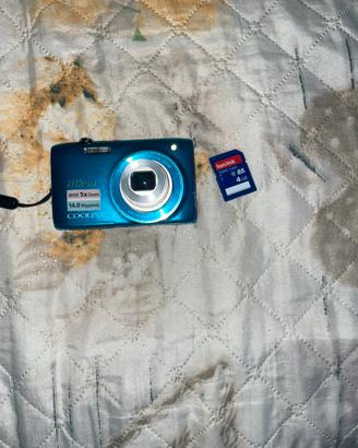fotocamera Nikon coolpix S3100