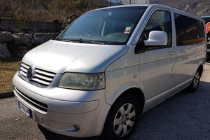 transporter 9 posti 2.5tdi con gancio 