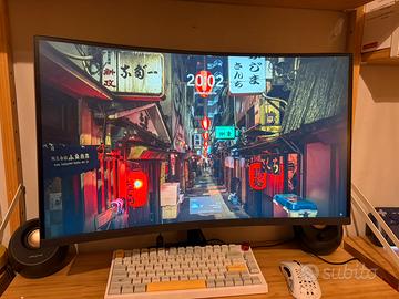 Monitor LG Ultragear 27” 2k 180hz Curvo
