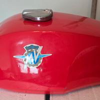 Mv Agusta Ipotesi 350 serbatoio e tappo.