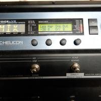 TC-Helicon VOICELIVE effetto audio canto