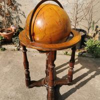 Grande mappamondo vintage