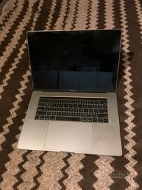 Macbook pro 2017 non funzionante