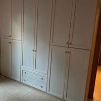 armadio bianco 10 ante e 3 cassetti 