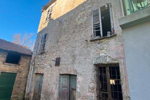 Casa indipendente da ristrutturare