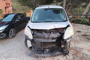 Renault Kangoo, 2008 incidentato 