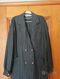 Abito gessato elegante