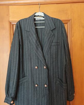 Abito gessato elegante