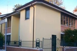 Villetta a schiera di 100 m² con 4 locali a Comacc