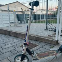 Monopattino Roces Voov Scooter