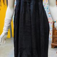 Vestito asimmetrico a fascia 