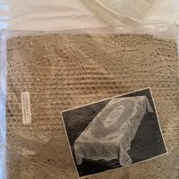 Tovaglia ad uncinetto rettangolare