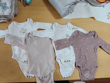 Body, manica lunga, e manica corta 1/3 mesi