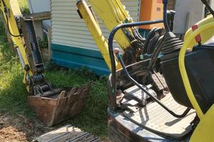 escavatore Yanmar Vio 40
