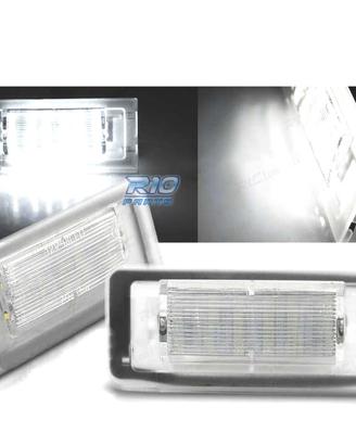 LUCI TARGA A LED AUDI TT 98-06