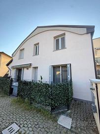 Casa indipendente di 115 m² con 4 locali a Budrio