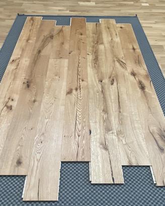 Parquet Maxiplancia con Nodi Lunghi a Parma