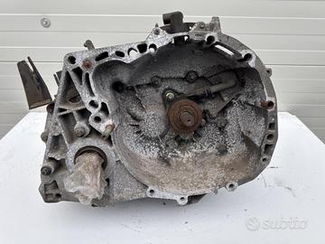 CAMBIO MANUALE COMPLETO NISSAN Micra 5Â° Serie 820