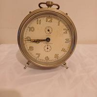 Orologio sveglia Kienzle.