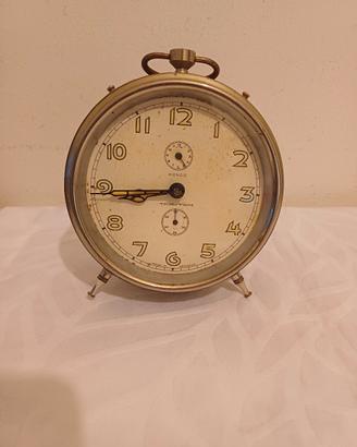 Orologio sveglia Kienzle.