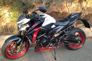 Suzuki gsx 750 S anno 06/2020