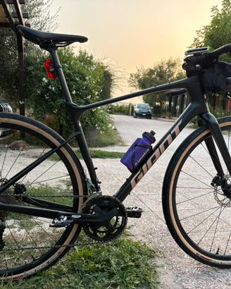Giant Revolt 2 Gravel ML