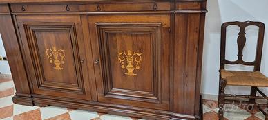 credenza in noce  intarsiata 