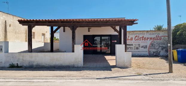 Locale commerciale adibito a supermercato