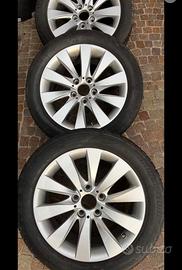 Set 4 gomme +cerchi in lega originali