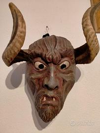 maschere tipiche delle dolomiti in legno  cirmolo