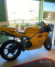 Ducati 748s Anno 2002