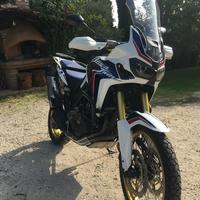 Africa Twin DCT