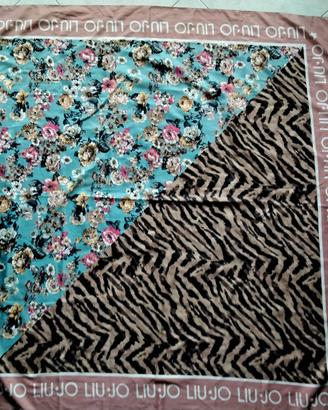 Foulard Liu Jo 110cm x 110cm originale 