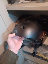 Casco skateboard / Monopattino Nuovo