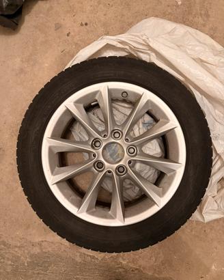 Cerchi 16 originali BMW + gomme invernali GOODYEAR