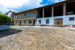 CASA SEMINDIPENDENTE A CHERASCO