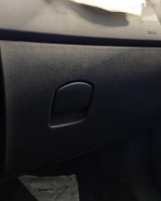 Cassetto portaoggetti OPEL CORSA D del 2008
