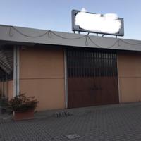 Appartamento 120mq con capannone