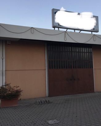Appartamento 120mq con capannone