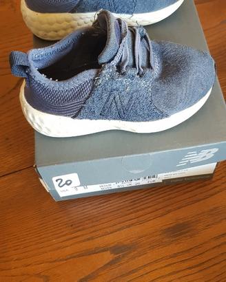 New Balance blu a incastro 24