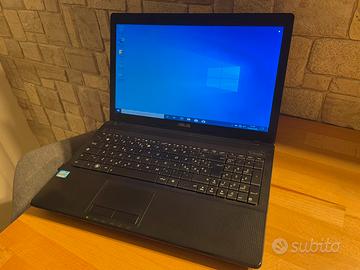 Pc notebook Asus processore intel i3