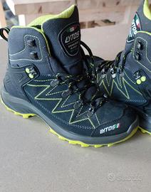 scarponcini da trekking 