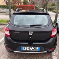 Dacia Sandero stapwey