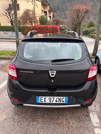 Dacia Sandero stapwey